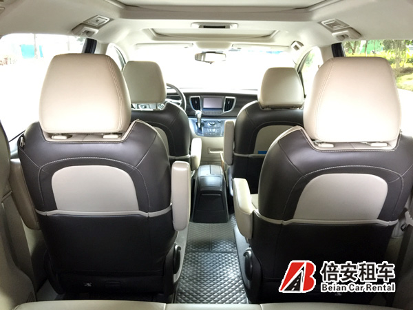 别克GL8商务车，内饰图.jpg