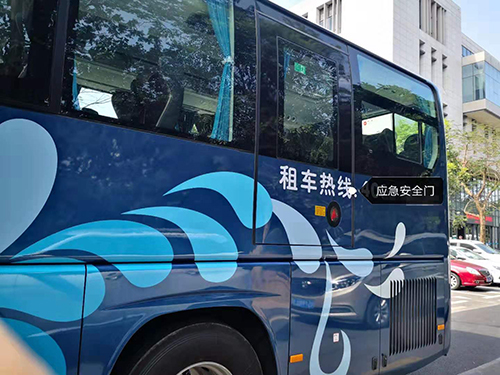 大巴新增应急安全门外.jpg